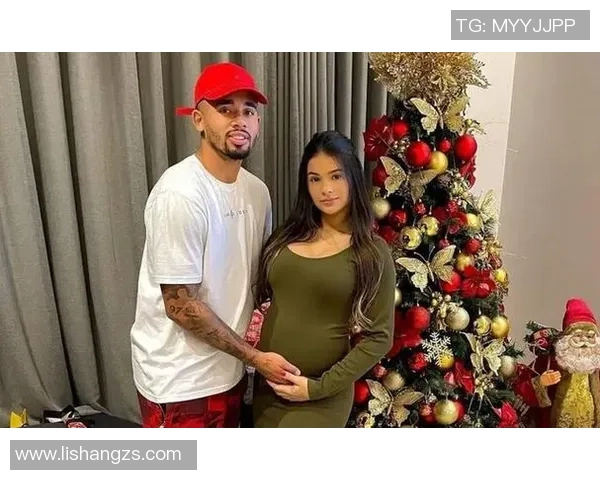 足球球星女友年龄差异大揭秘 从小鲜肉到成熟男神的恋爱故事